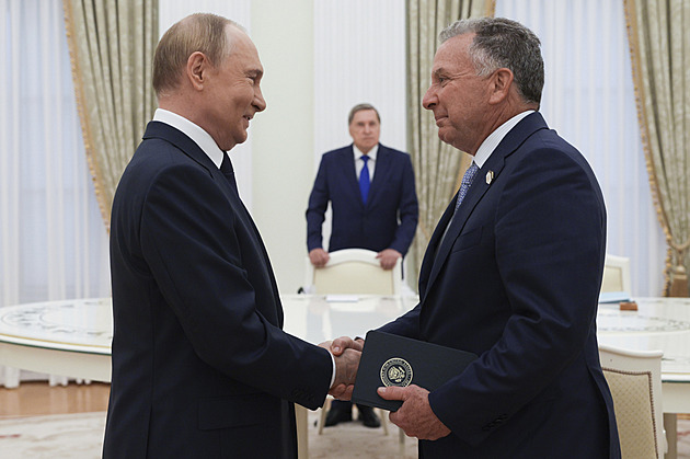 Putin souhlasí s „článkem 5“ pro Ukrajinu a nabízí územní ústupky, uvedl Witkoff