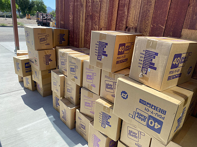 Nejistota Made in USA. Poptávka po krabicích klesla nejníže od roku 2015