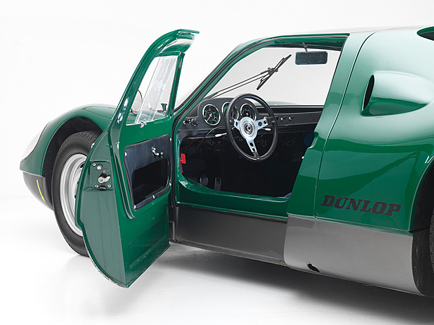 Zaříkávač stuttgartských koní. Robert Redford a Porsche byli nerozlučnou dvojicí