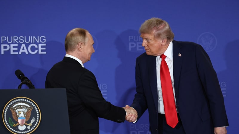 Trump a Putin se setkají v Budapešti. Zkusí ukončit válku