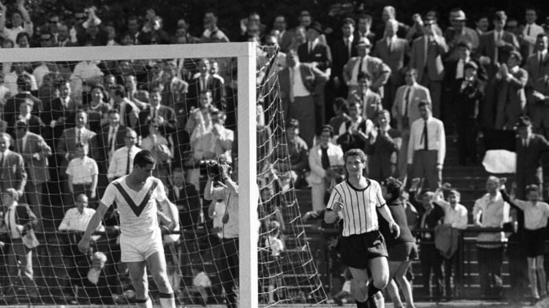 Zemřel člen zlatého týmu německé fotbalové reprezentace. Mistru světa Herzogovi bylo 79 let