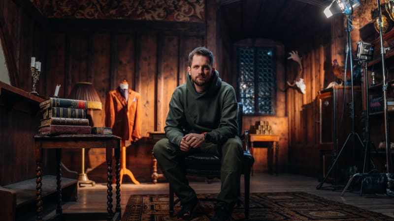 Dlouhé noci i honba za dokonalým záběrem. Jak vznikají Zrádci očima fotografa?