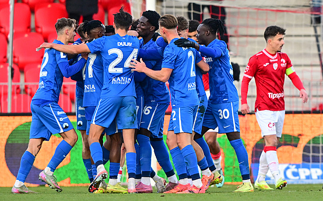 Liberec zdolal Montreal. Teplice generálku ani nezačaly, Slovácko nedohrálo