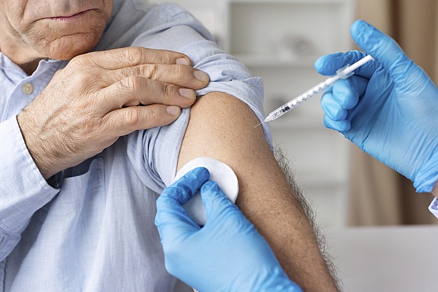 Vakcína na nový covid nebude účinná. Mutace je schopná obcházet imunitu