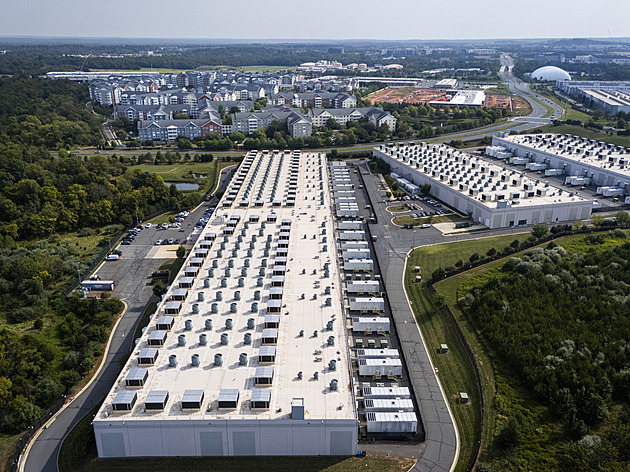 Ameriku zachvátila hrůza z datacenter. Zabíjíte zlatou slepici, hudruje Trump