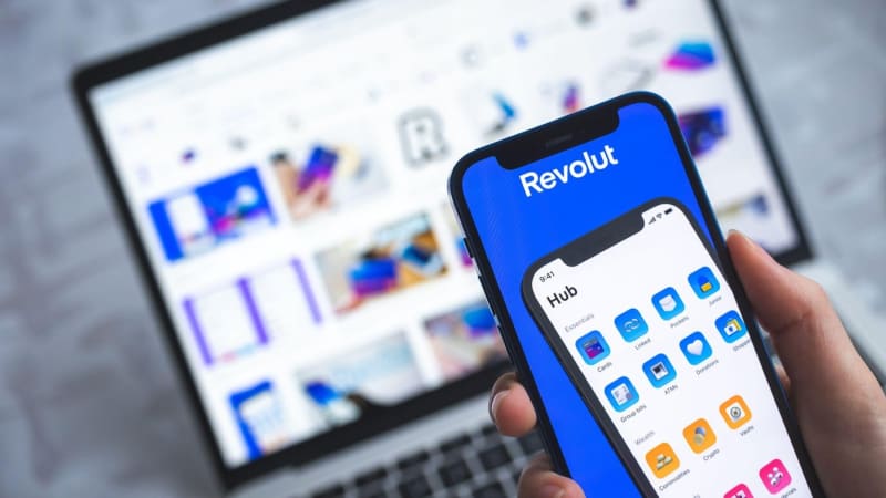 Známá banka Revolut sdílela citlivá data klientů. Podvedli ji hackeři, údajně chtějí výkupné