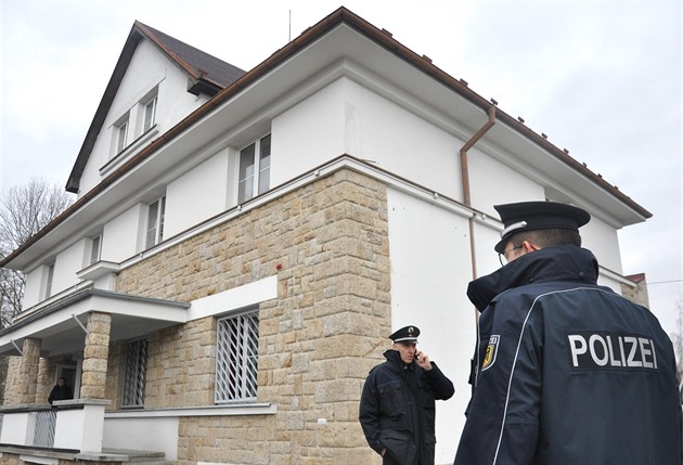 Policie zadržela Ukrajince podezřelé z krádeží aut ve střední Evropě